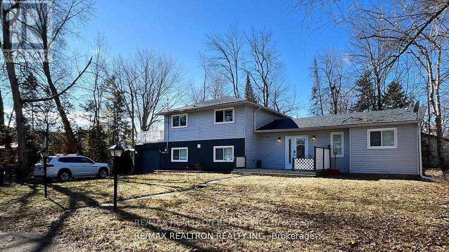 2306 Crystal Beach Road, Innisfil, Ontario  L9S 3W9 - Photo 1 - N13502828