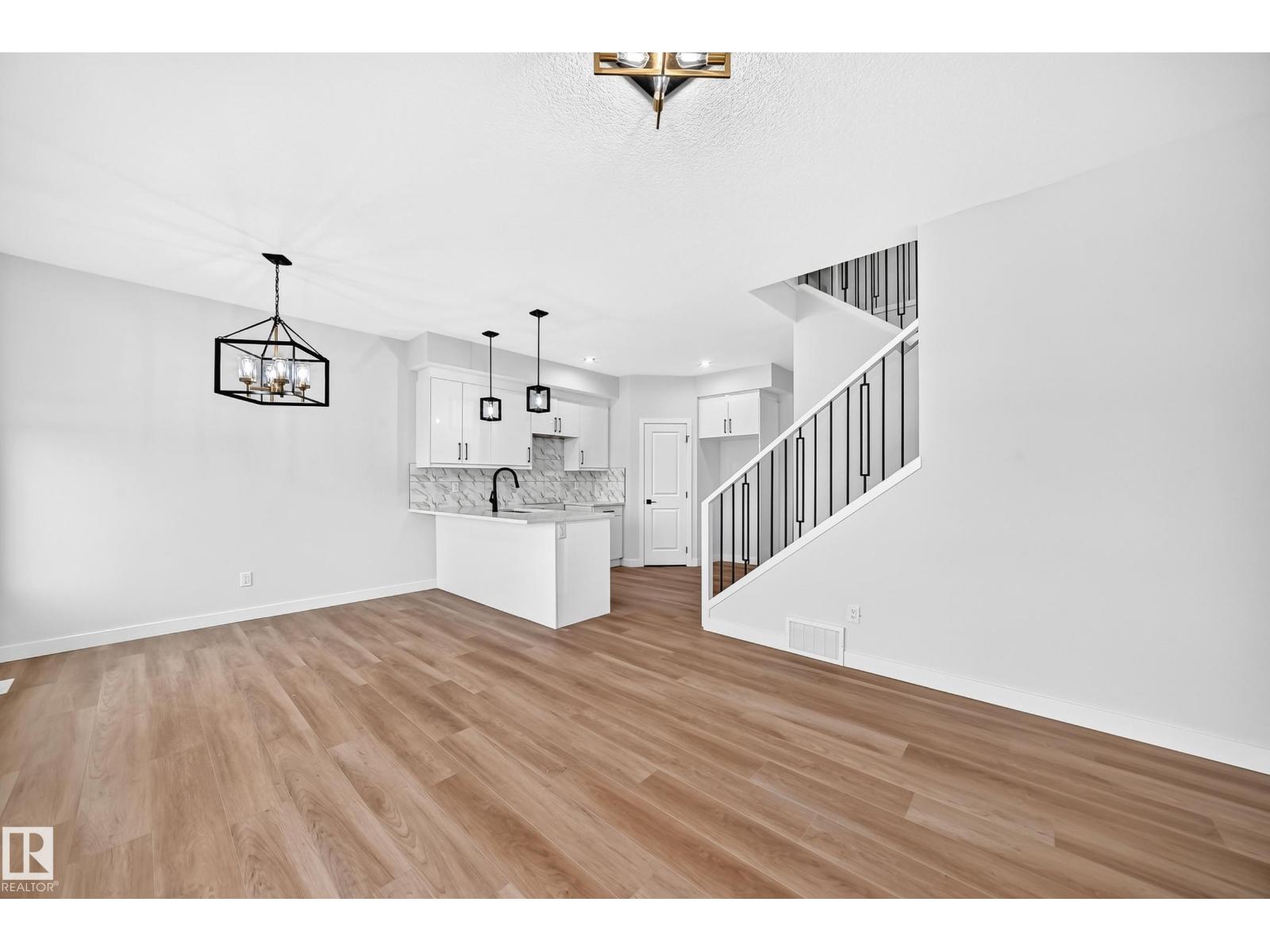 97 Patriot Wy, Spruce Grove, Alberta  T7X 4E8 - Photo 6 - E4496296