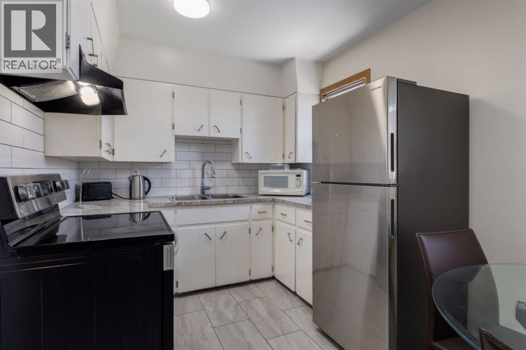 2024 43 Street Se, Calgary, Alberta  T2B 1H4 - Photo 6 - A2324699