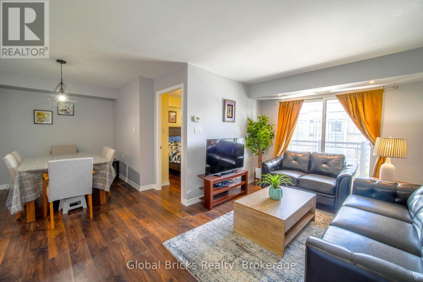 308 - 872 Sheppard Avenue W, Toronto (Bathurst Manor), Ontario  M3H 2T5 - Photo 3 - C13502982