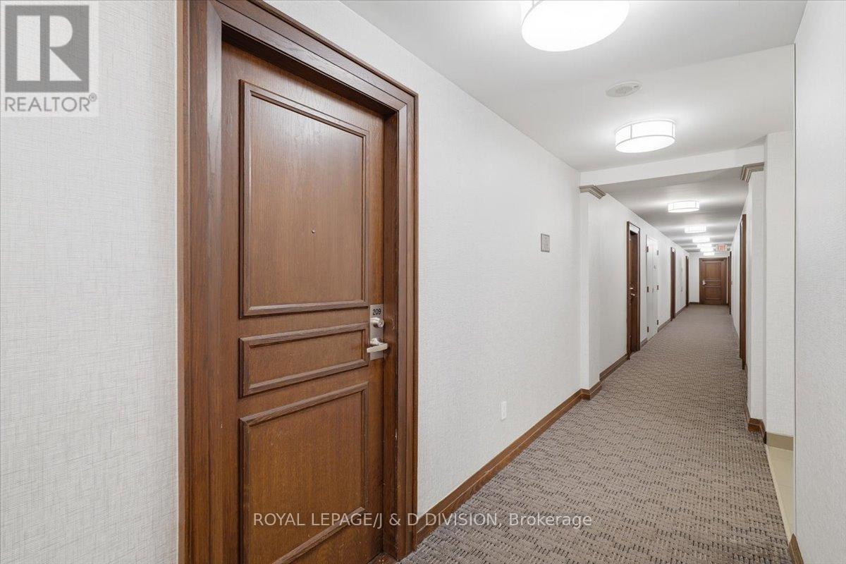209 - 225 Merton Street, Toronto, Ontario  M4S 3H1 - Photo 34 - C13465006