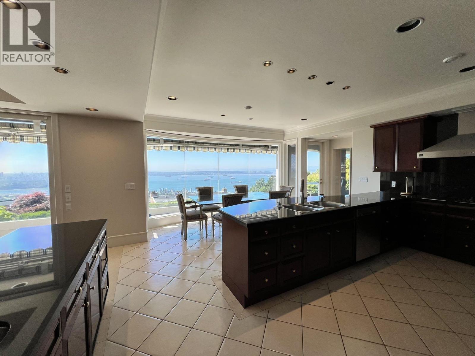 1538 Chippendale Court, West Vancouver, British Columbia  V7S 3G6 - Photo 31 - R3141031