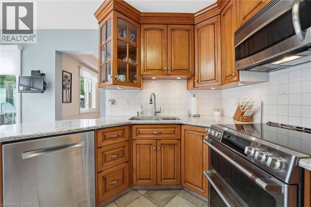 44 Forestview Drive, Dundas, Ontario  L9H 6M8 - Photo 5 - 40843264