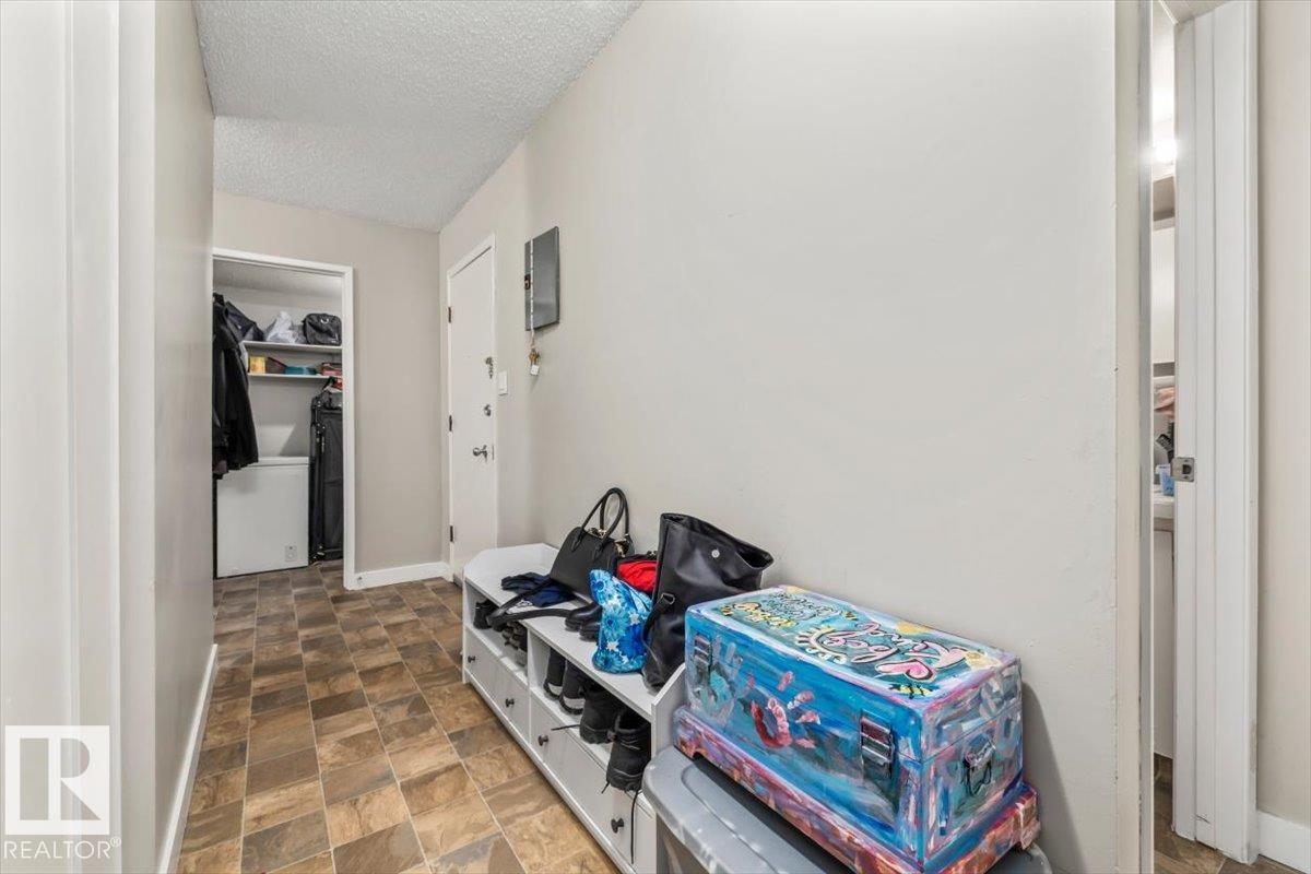 #202 10330 113 St NW, Edmonton, Alberta  T5K 1P6 - Photo 2 - E4496302