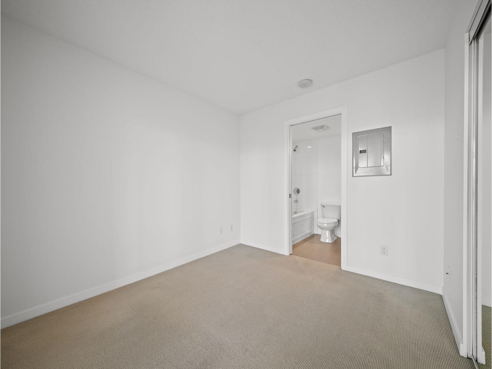 3305 13688 100 Avenue, Surrey, British Columbia  V3T 0G5 - Photo 2 - R3141078