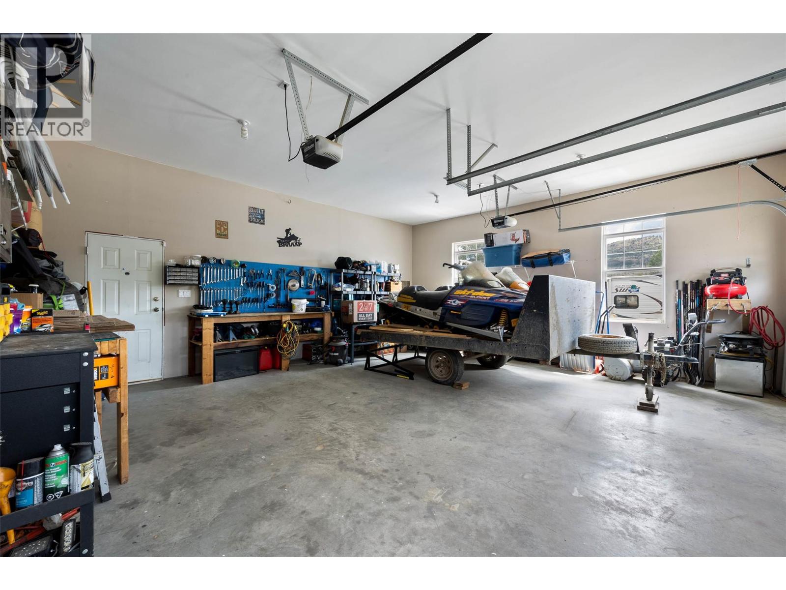 Listing image 28
