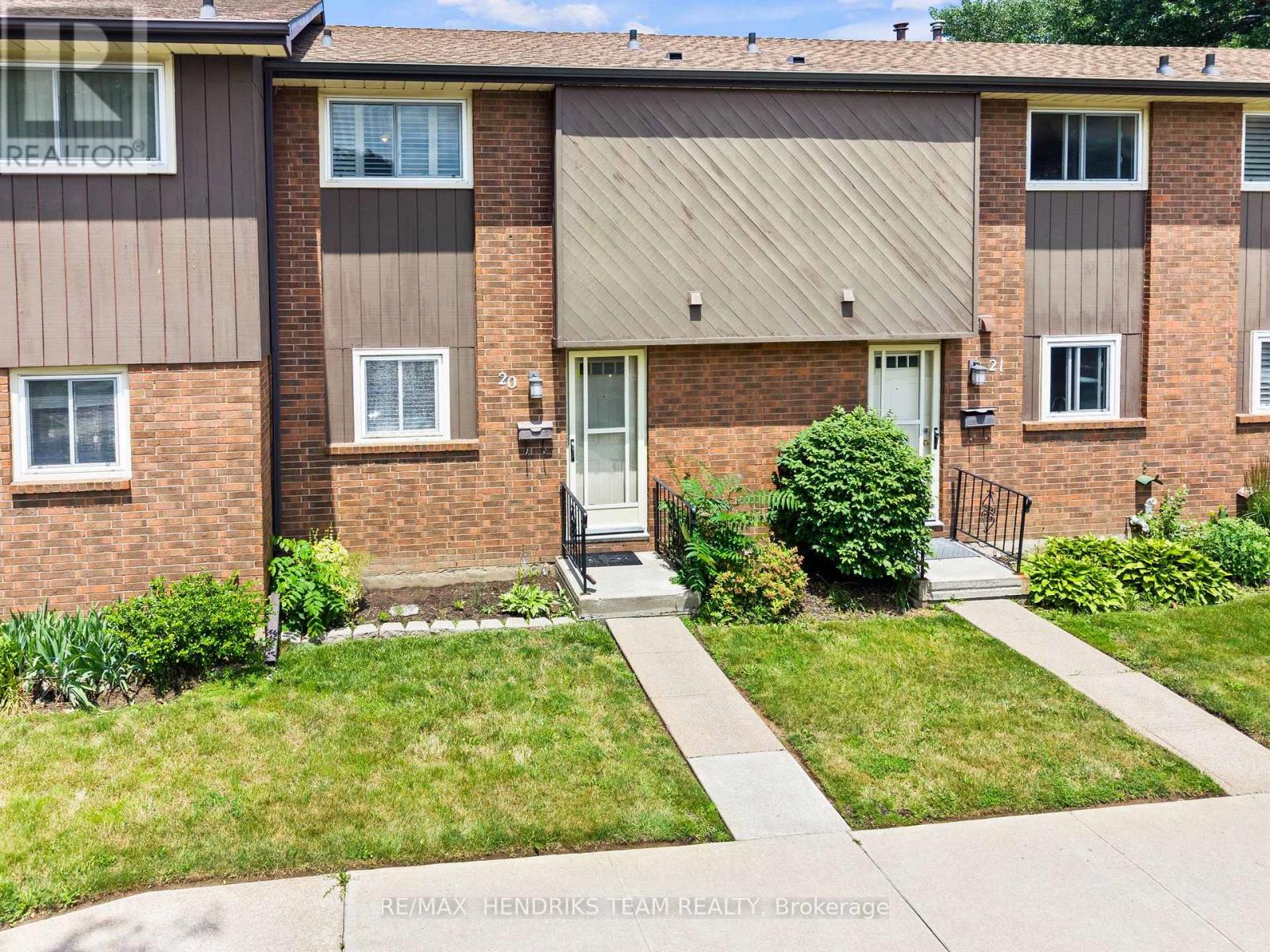 20 - 64 Forster Street, St. Catharines, Ontario  L2N 6T5 - Photo 2 - X13503018