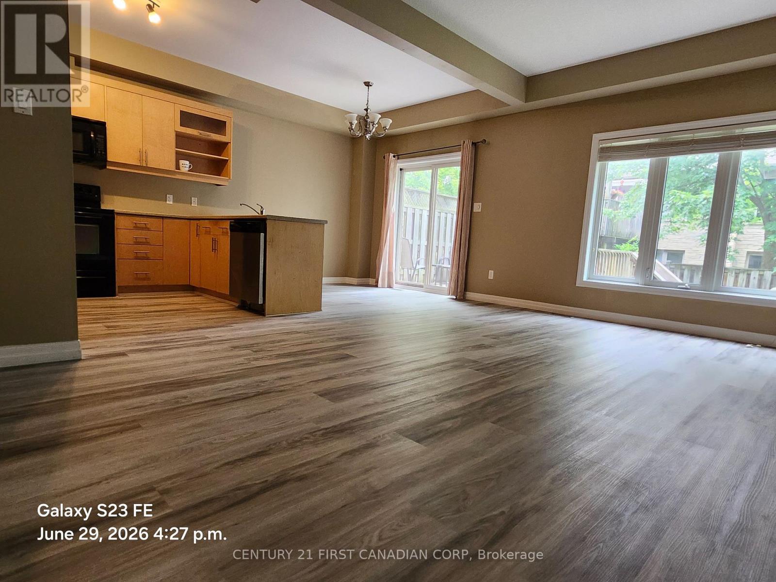 86 - 112 North Centre Road, London North, Ontario  N5X 0G9 - Photo 5 - X12878920