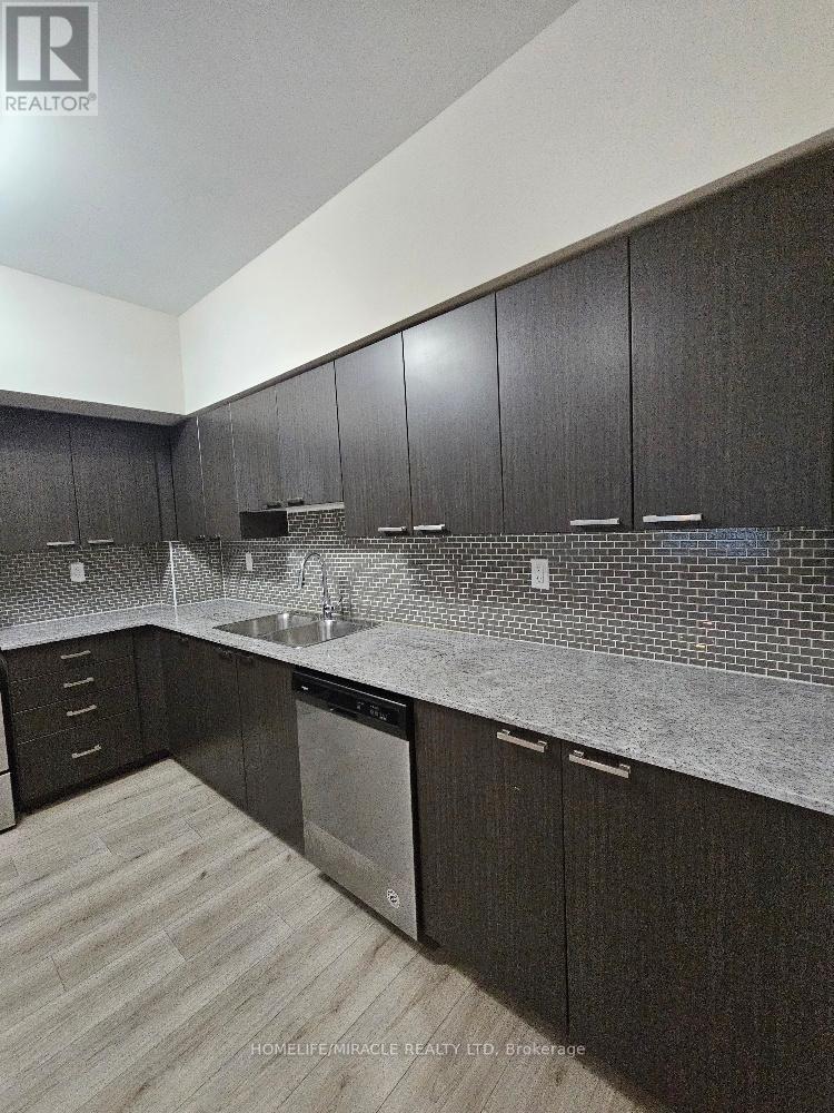 101 - 2152 Lawrence Avenue, Toronto, Ontario  M1R 0B5 - Photo 15 - E13503044