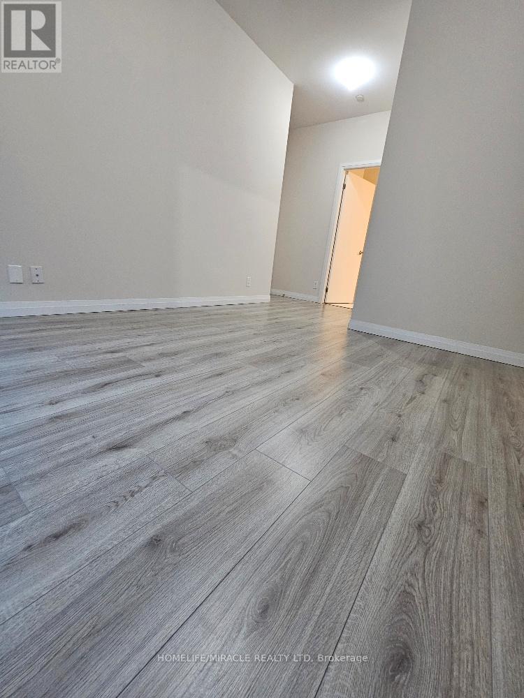 101 - 2152 Lawrence Avenue, Toronto, Ontario  M1R 0B5 - Photo 25 - E13503044