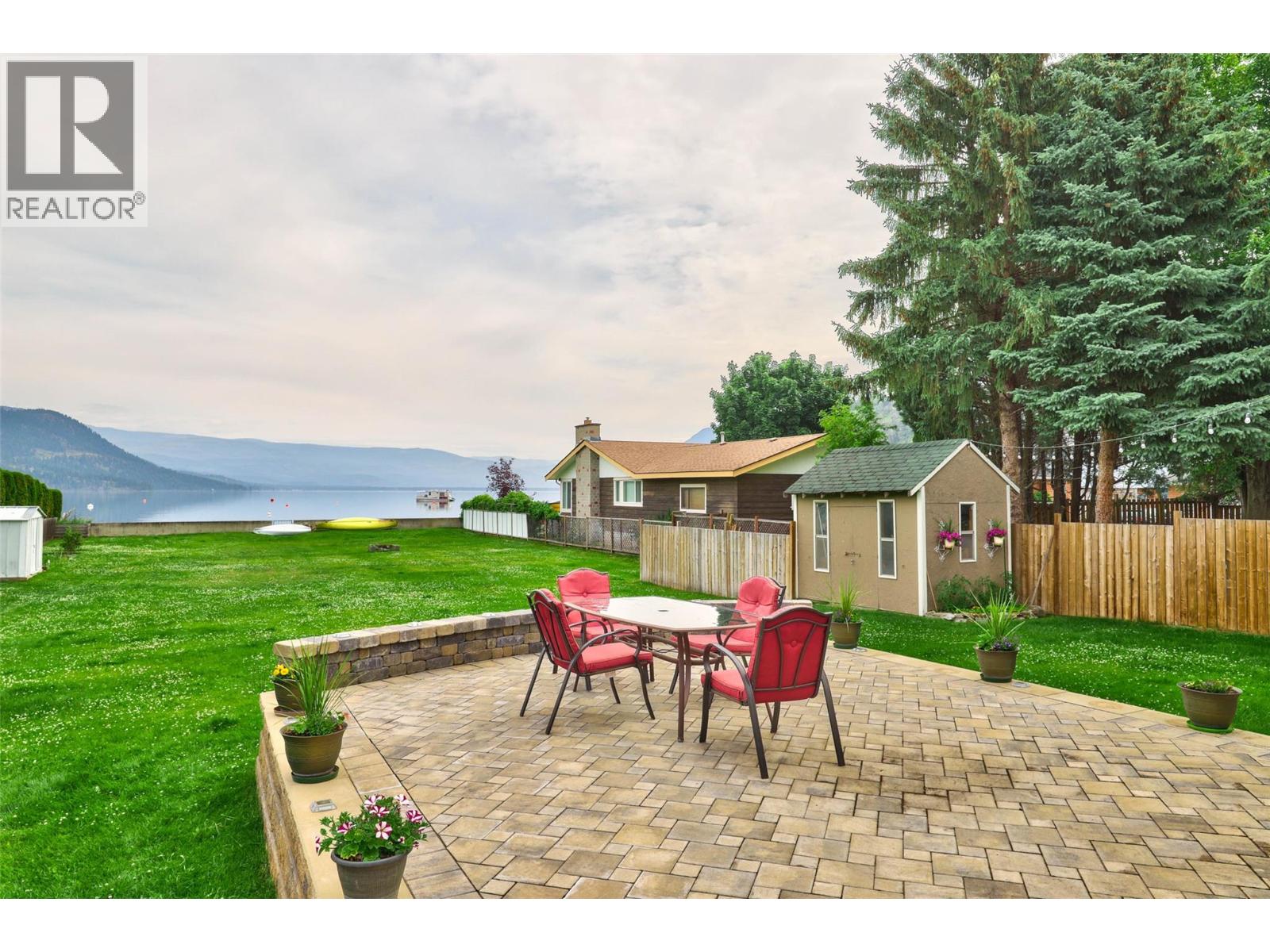 329 & 331 Lakeshore Drive, Chase, British Columbia  V0E 1M0 - Photo 26 - 10393092