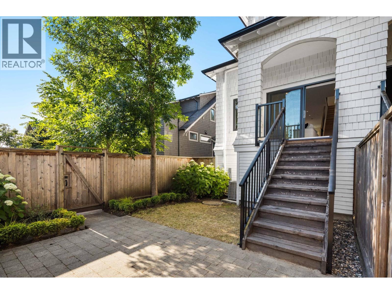 2518 W 3rd Avenue, Vancouver, British Columbia  V6K 1M1 - Photo 32 - R3140978