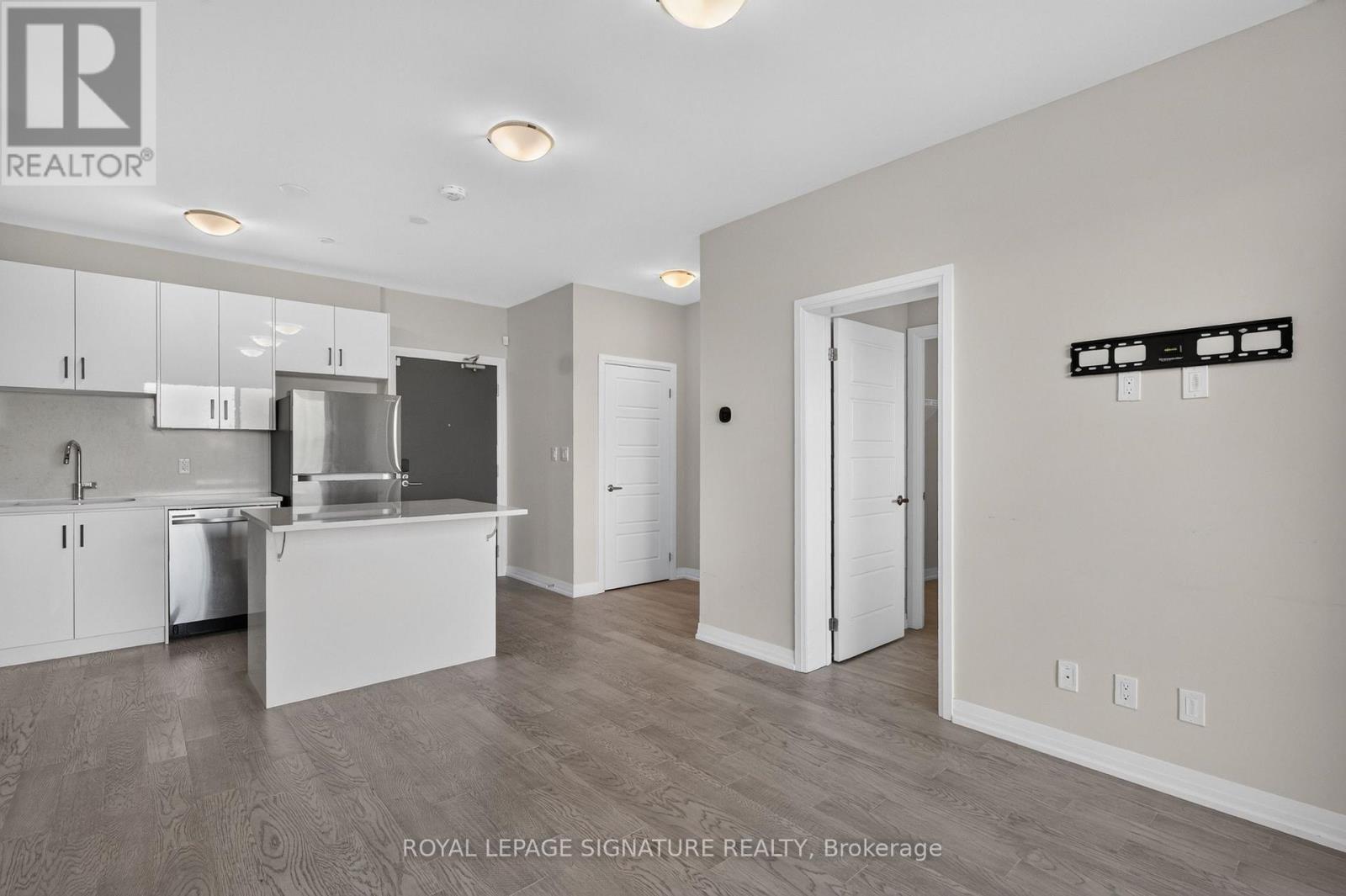206 - 3265 Carding Mill Trail, Oakville, Ontario  L6M 1S1 - Photo 7 - W13451498