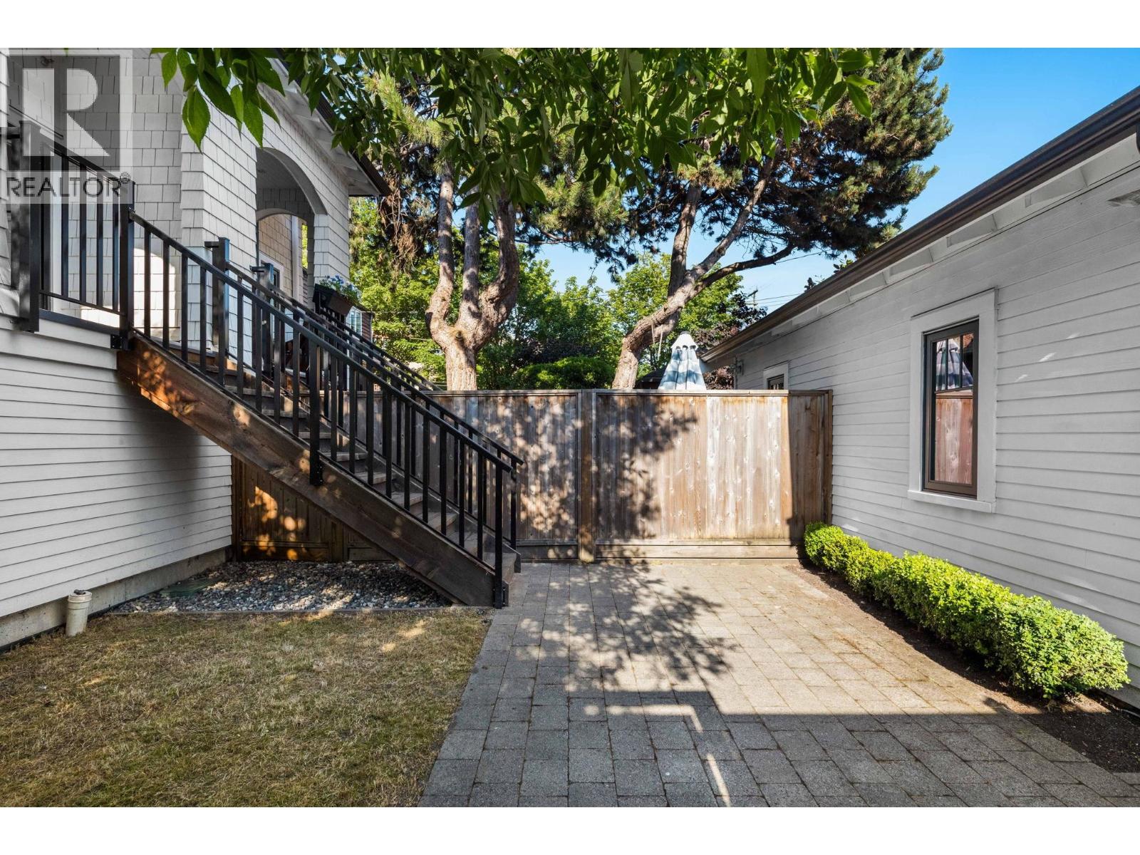 2518 W 3rd Avenue, Vancouver, British Columbia  V6K 1M1 - Photo 31 - R3140978