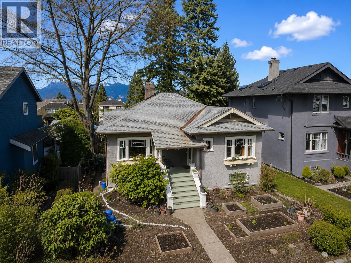4247 W 13TH AVENUE, Vancouver, British Columbia
