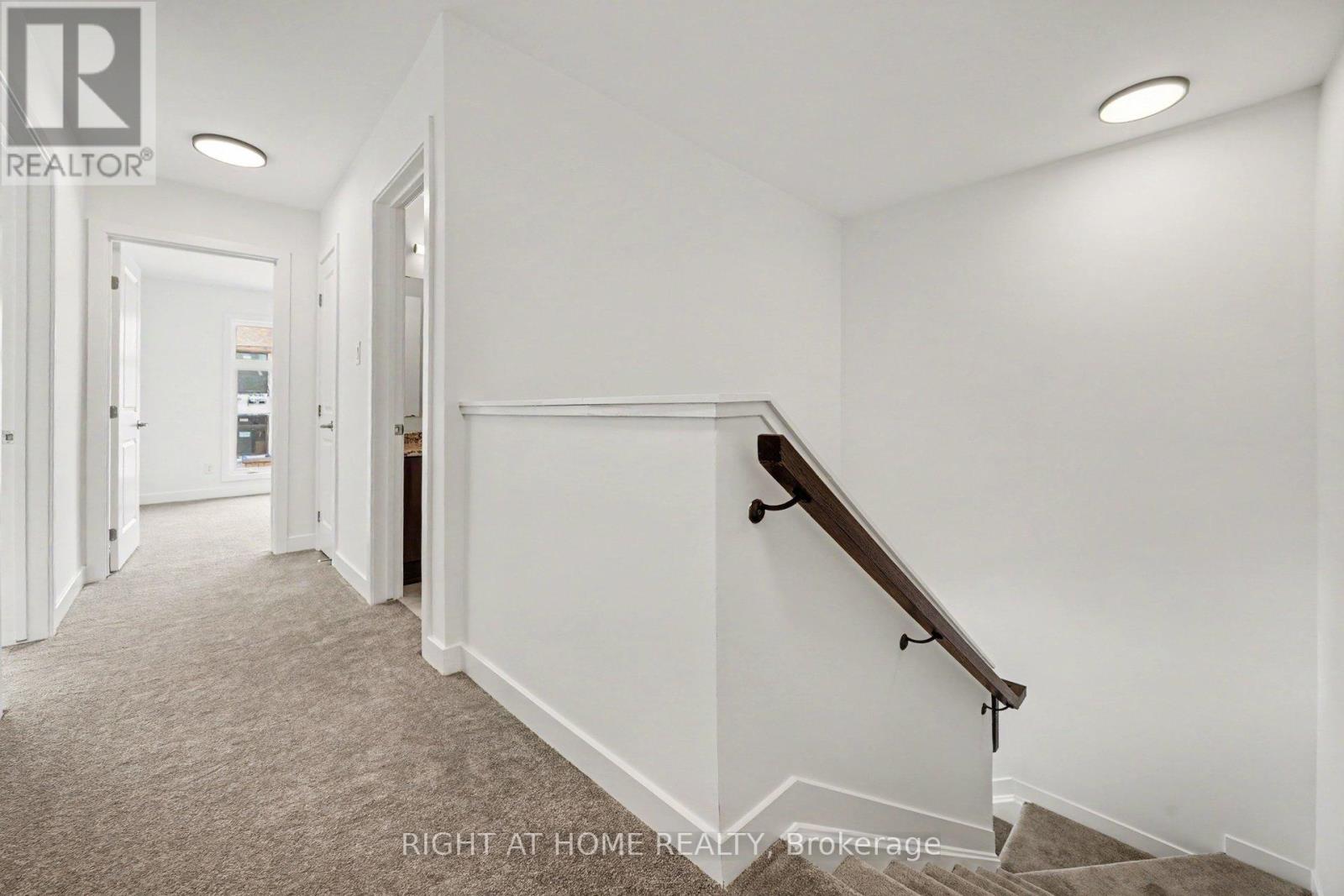 Building 1, Unit 205l - 1055 Cedar Creek Drive, Ottawa, Ontario  K1X 0G3 - Photo 10 - X13503112