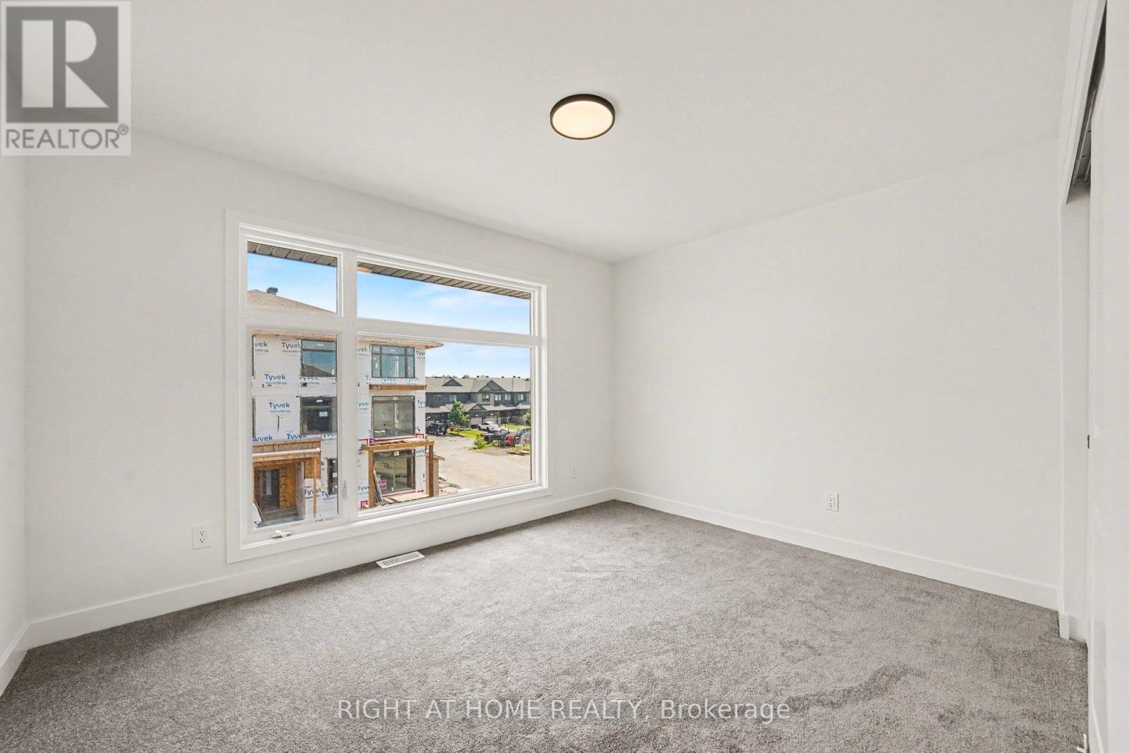 Building 1, Unit 205l - 1055 Cedar Creek Drive, Ottawa, Ontario  K1X 0G3 - Photo 14 - X13503112