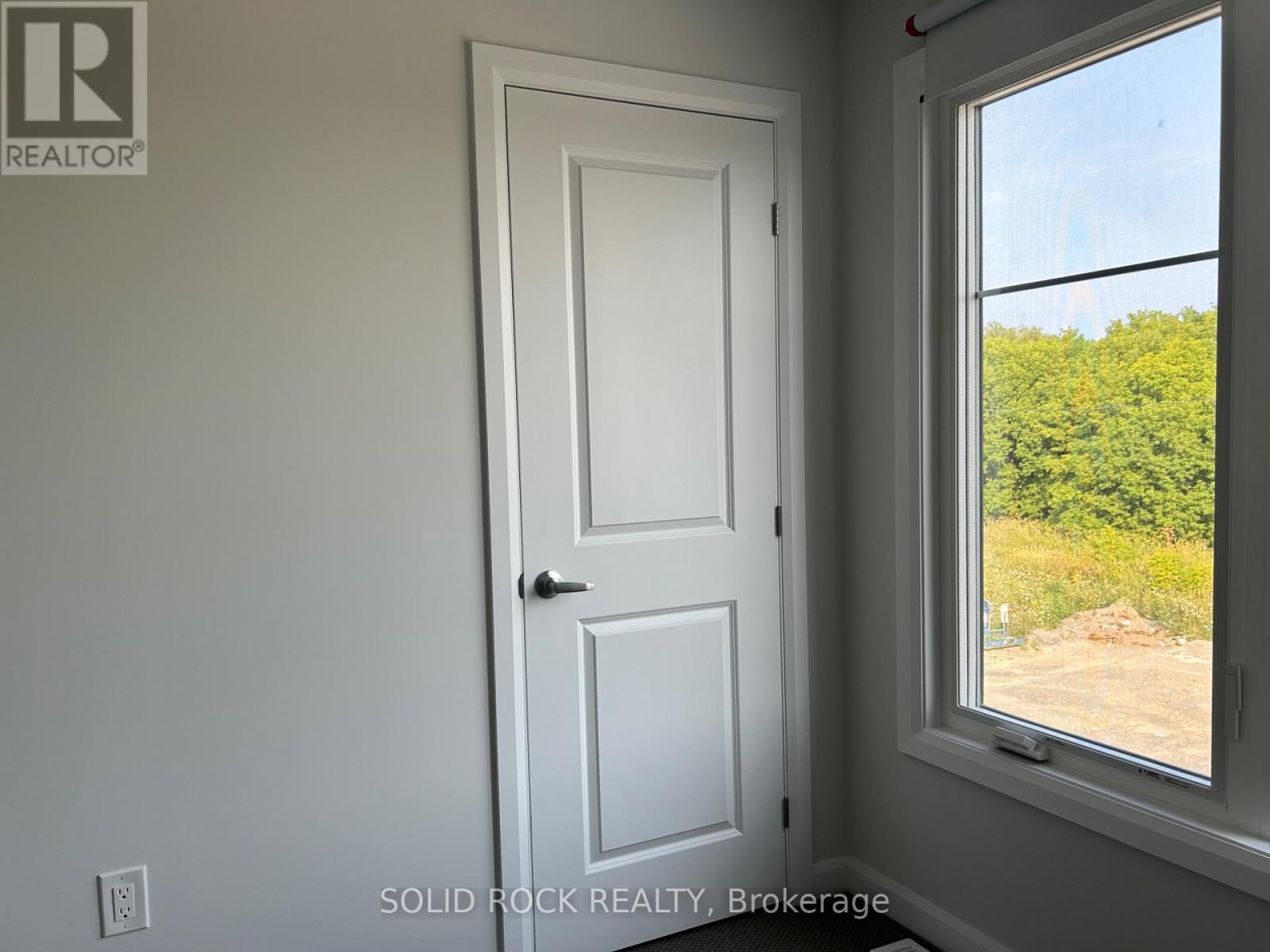 501 Woodlily Private, Ottawa, Ontario  K2T 0R8 - Photo 32 - X13503116