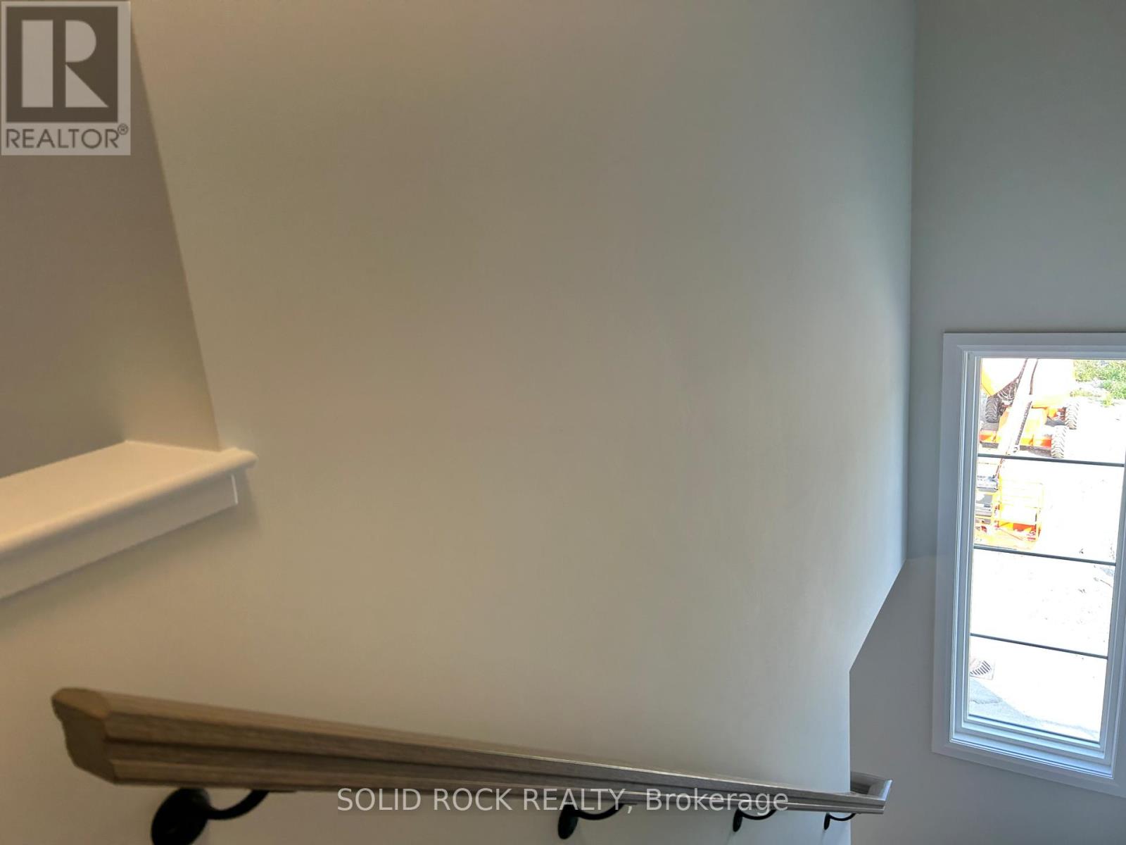 501 Woodlily Private, Ottawa, Ontario  K2T 0R8 - Photo 8 - X13503116