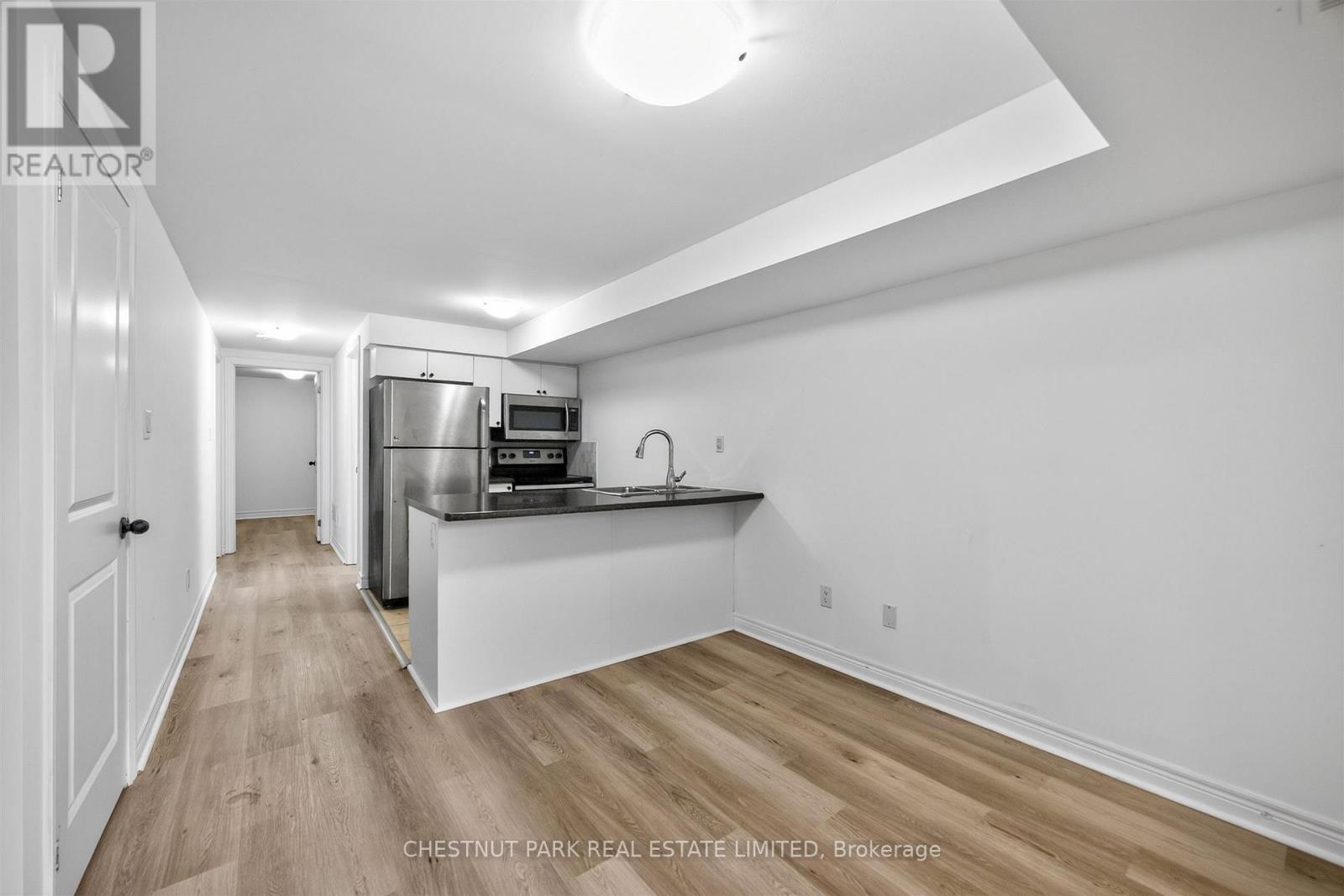Lower - 2823 St Clair Avenue E, Toronto, Ontario  M4B 1N3 - Photo 8 - E13438156