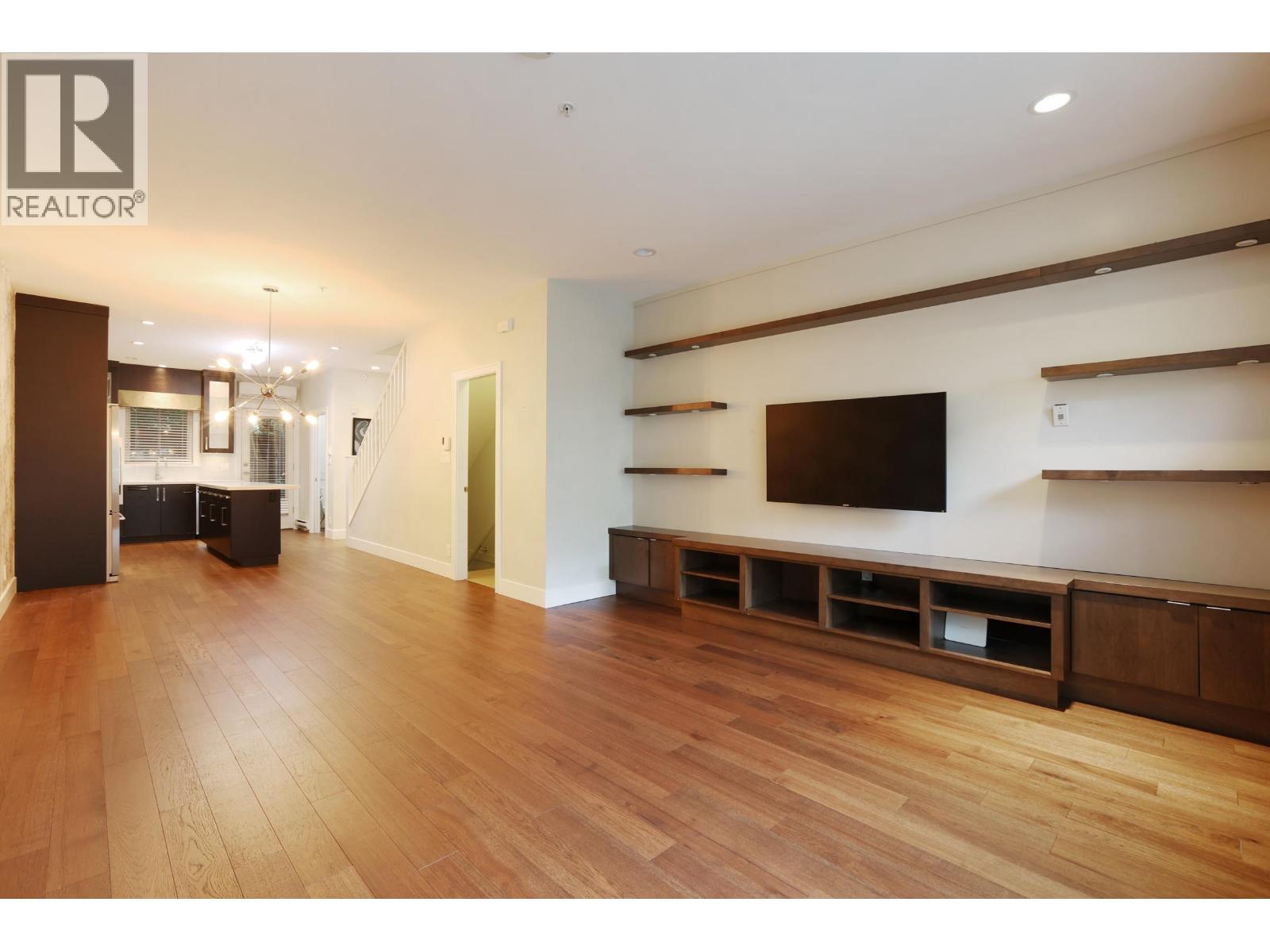 1459 Tilney Mews, Vancouver, British Columbia  V6P 0B1 - Photo 2 - R3141055