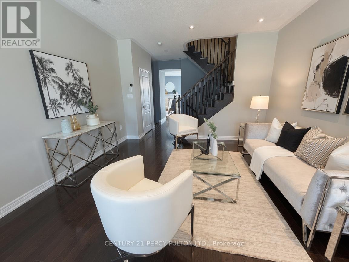 115 Bonnie Braes Drive, Brampton, Ontario  L6Y 0Z5 - Photo 9 - W13217256