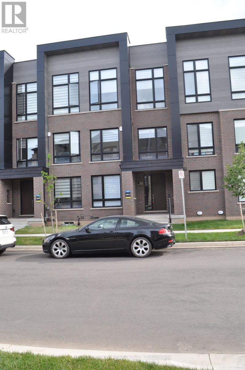 3118 Perkins Way N, Oakville, Ontario  L6H 7Z5 - Photo 2 - W13467546