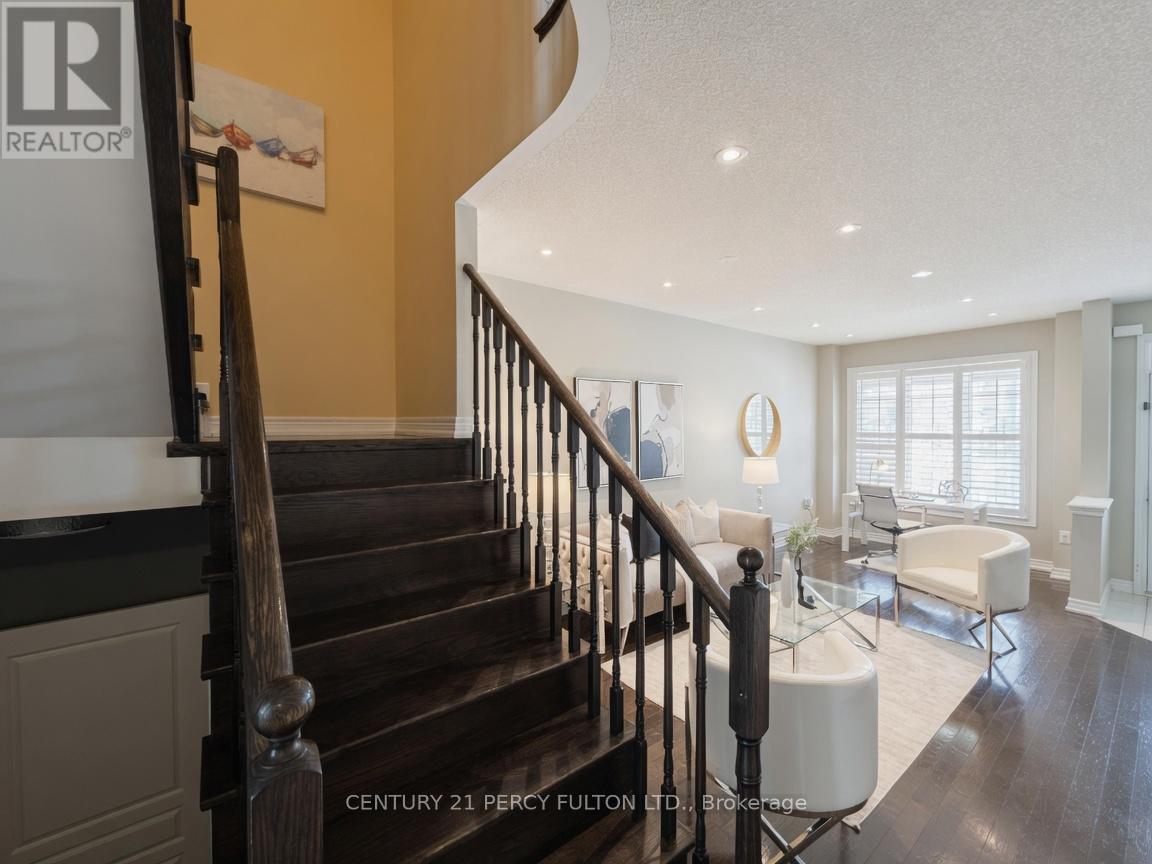 115 Bonnie Braes Drive, Brampton, Ontario  L6Y 0Z5 - Photo 18 - W13217256