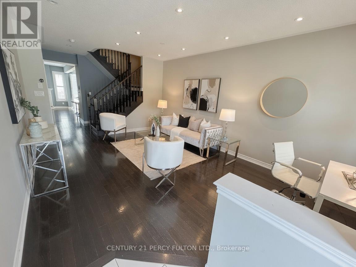 115 Bonnie Braes Drive, Brampton, Ontario  L6Y 0Z5 - Photo 5 - W13217256