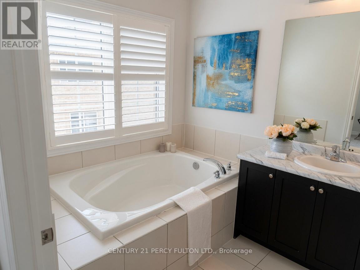 115 Bonnie Braes Drive, Brampton, Ontario  L6Y 0Z5 - Photo 23 - W13217256