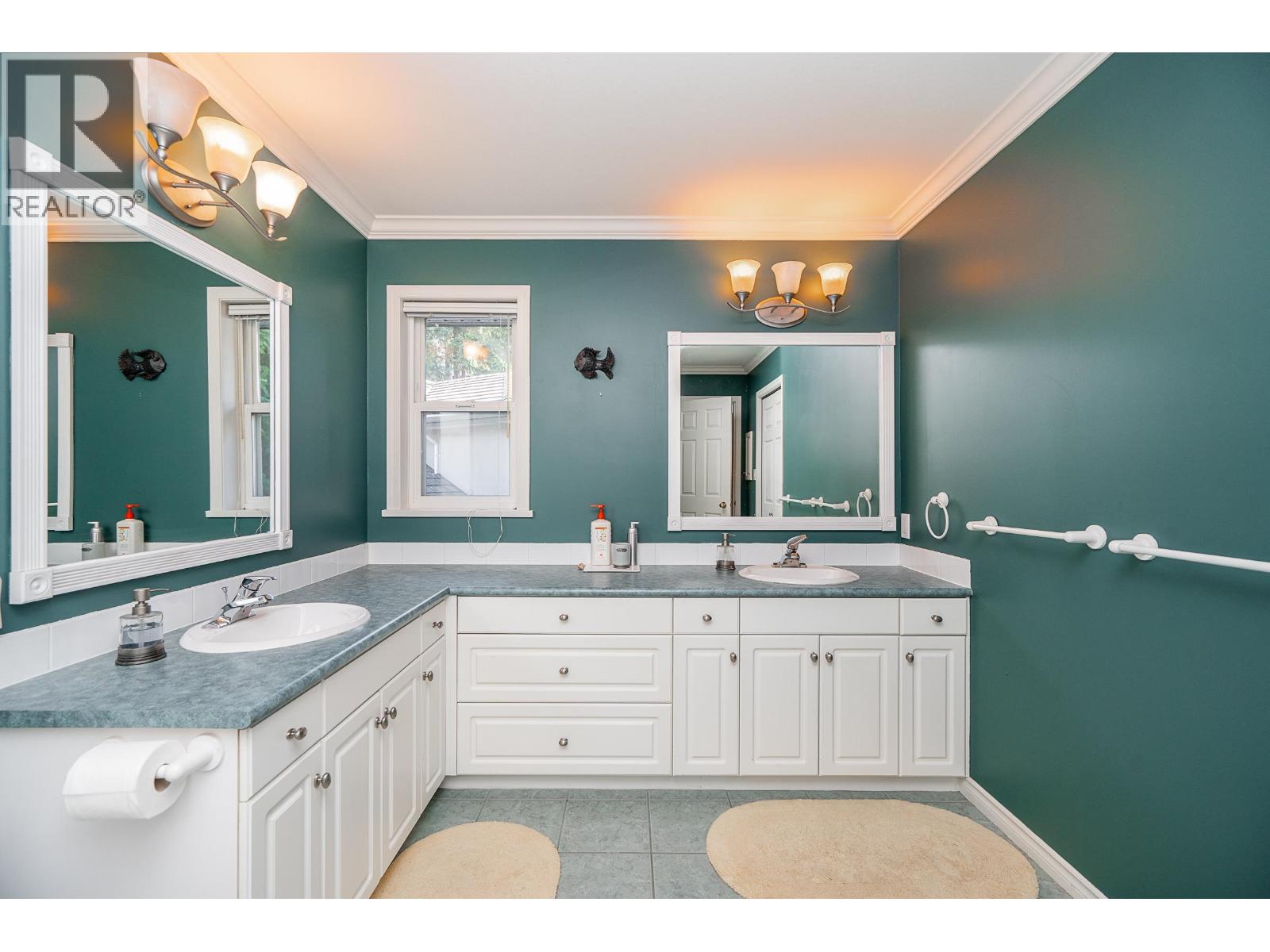 3170 Hallam Court, Coquitlam, British Columbia  V3E 3C3 - Photo 24 - R3141056