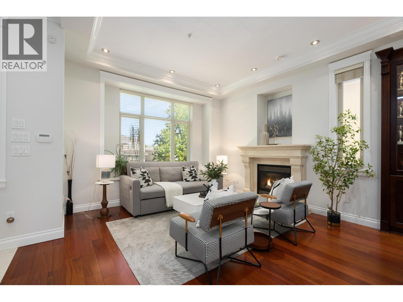6387 Prince Albert Street, Vancouver, British Columbia  V5W 3E7 - Photo 2 - R3141061