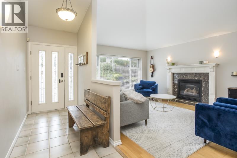 380 55a Street, Delta, British Columbia  V4M 3L9 - Photo 4 - R3141090
