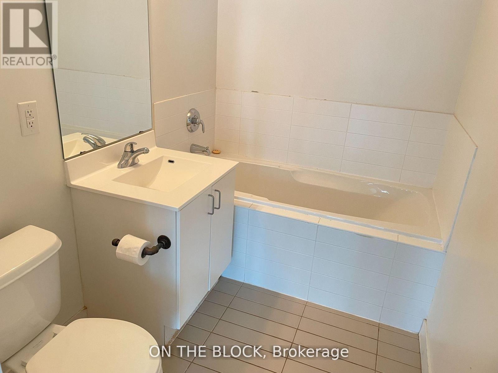 2107 - 155 Legion Road N, Toronto, Ontario  M8Y 0A7 - Photo 12 - W13503080