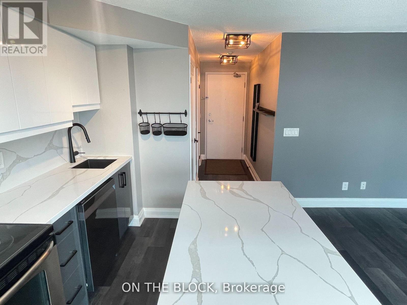 2107 - 155 Legion Road N, Toronto, Ontario  M8Y 0A7 - Photo 17 - W13503080