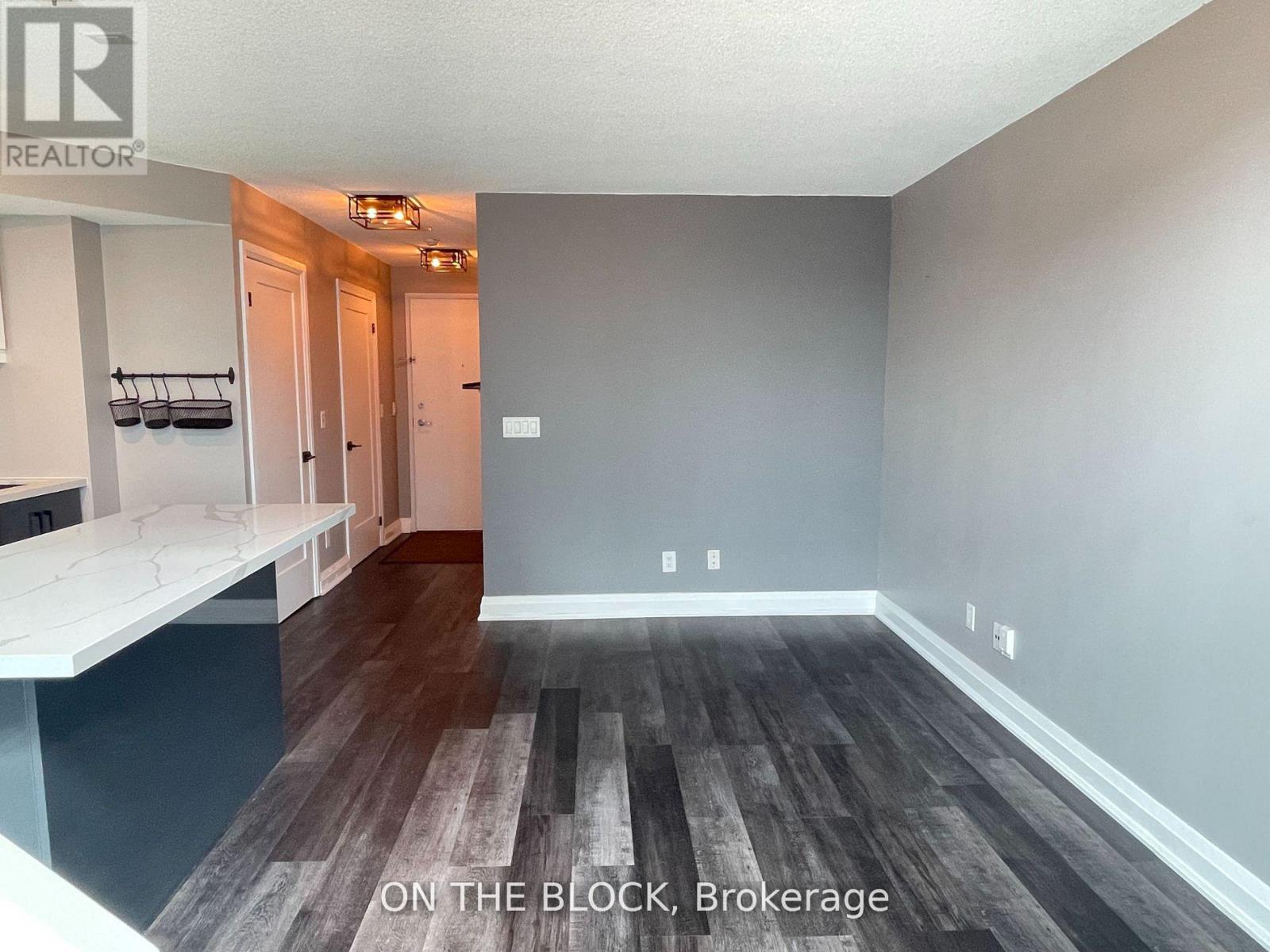 2107 - 155 Legion Road N, Toronto, Ontario  M8Y 0A7 - Photo 4 - W13503080