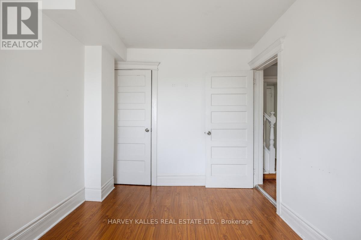 Upper - 914 Bloor Street W, Toronto, Ontario  M6H 1L1 - Photo 12 - W13503082