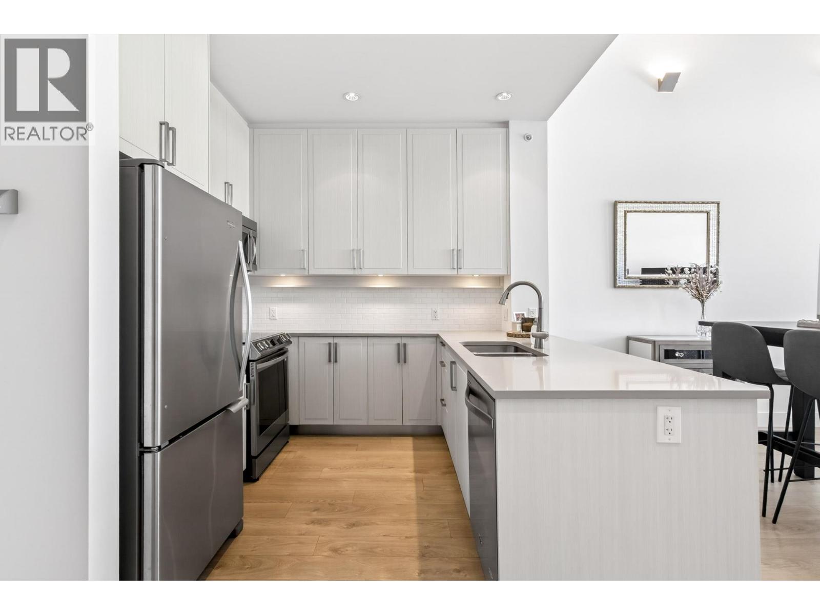 417 2307 Ranger Lane, Port Coquitlam, British Columbia  V3B 0L7 - Photo 15 - R3140680