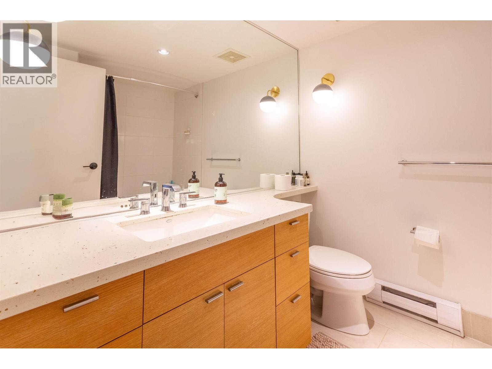 822 W 6th Avenue, Vancouver, British Columbia  V5Z 1A6 - Photo 12 - R3140971