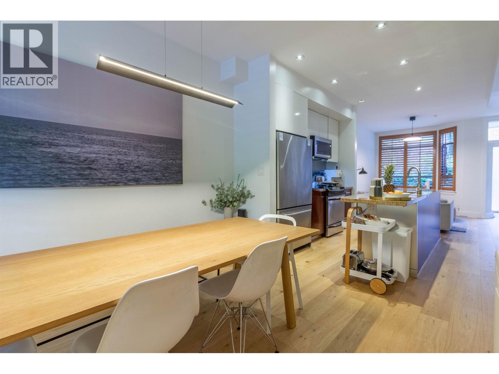 822 W 6th Avenue, Vancouver, British Columbia  V5Z 1A6 - Photo 2 - R3140971