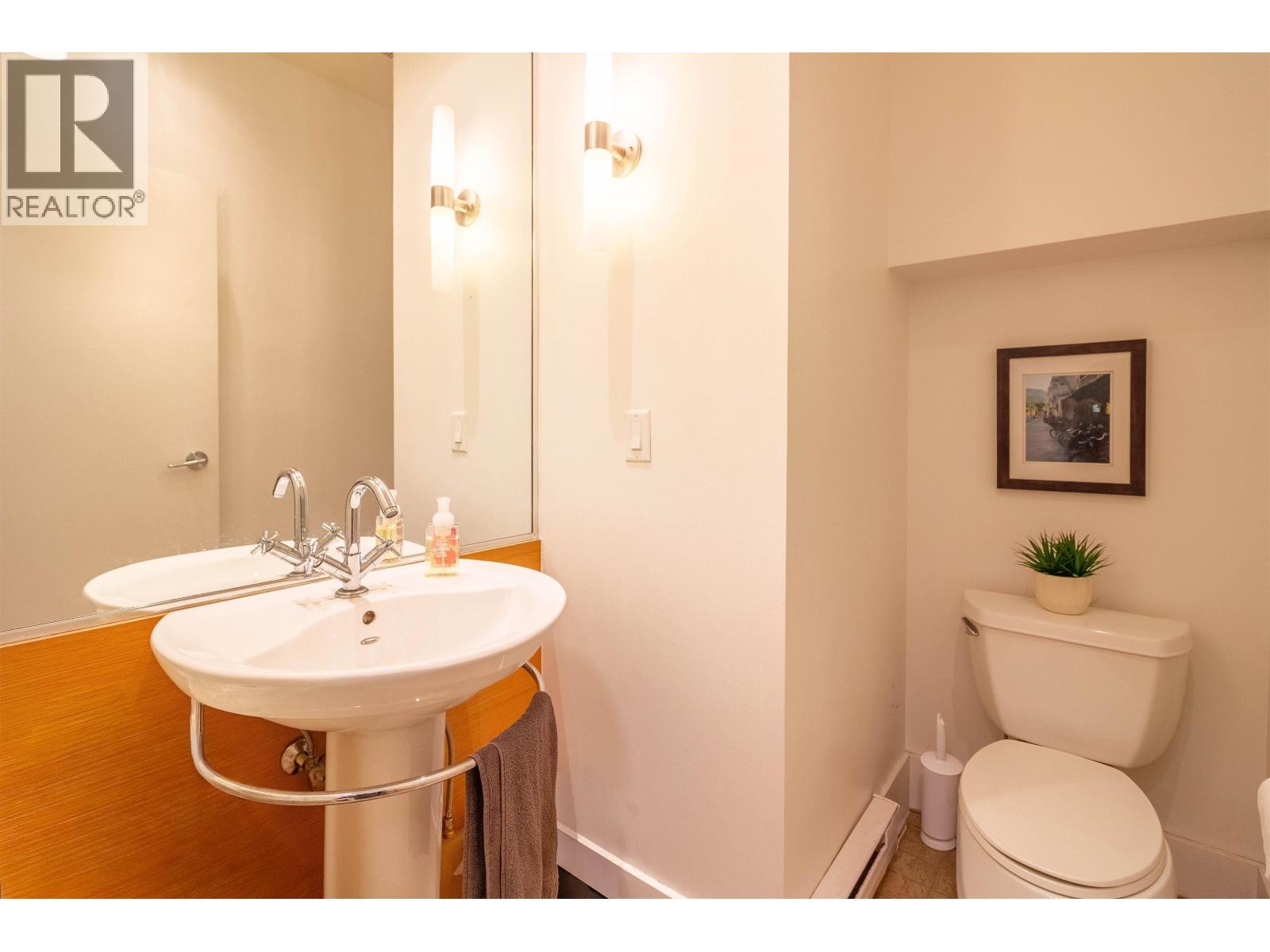822 W 6th Avenue, Vancouver, British Columbia  V5Z 1A6 - Photo 17 - R3140971