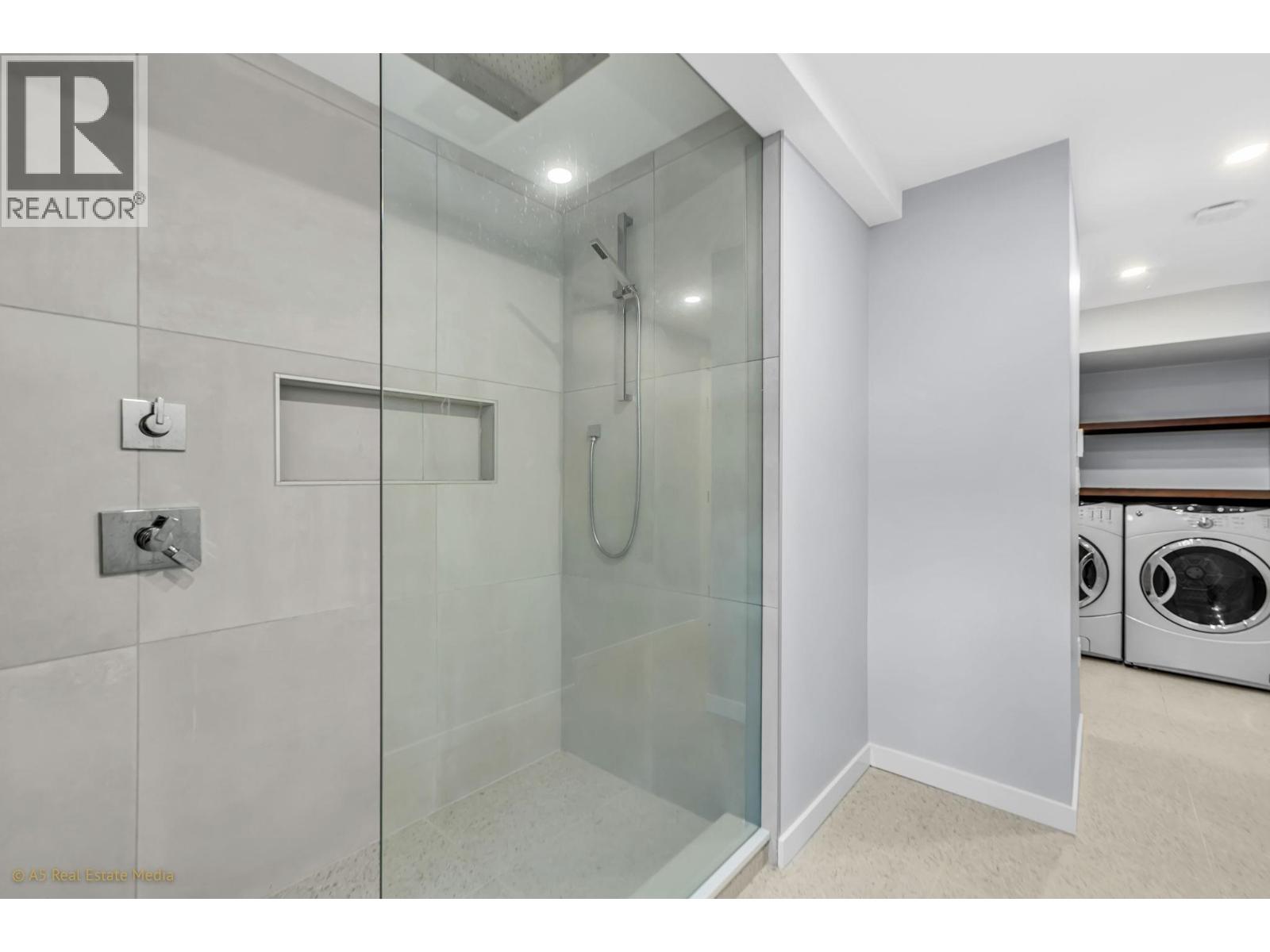 1284 Novak Drive, Coquitlam, British Columbia  V3E 1W9 - Photo 24 - R3141030