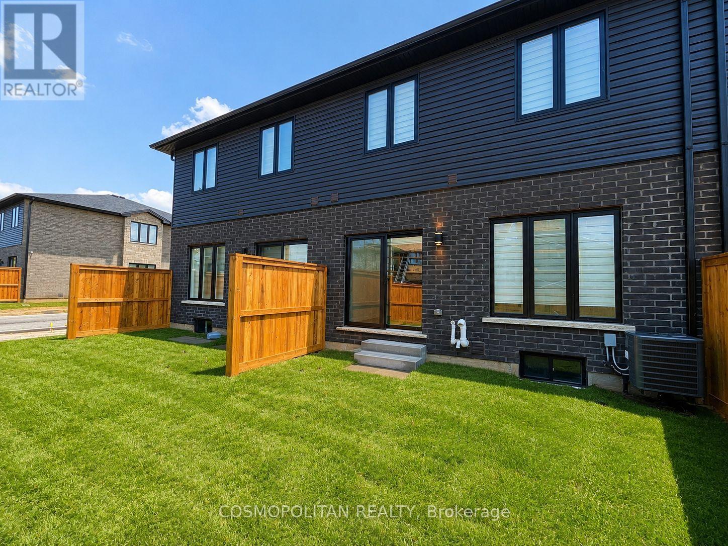 6715 Cropp Street, Niagara Falls, Ontario  L2E 0B7 - Photo 27 - X13503118