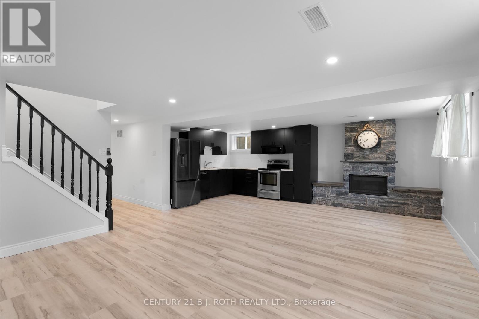Basement - 207 Lillian Crescent, Barrie, Ontario  L4N 5Y5 - Photo 6 - S13503162
