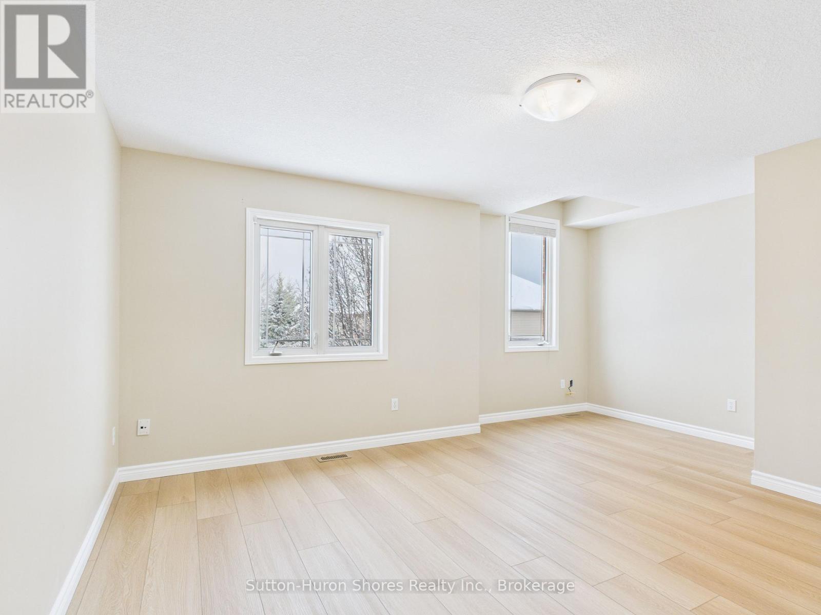 2 - 409 Joseph Street, Saugeen Shores, Ontario  N0H 2C2 - Photo 21 - X12611308