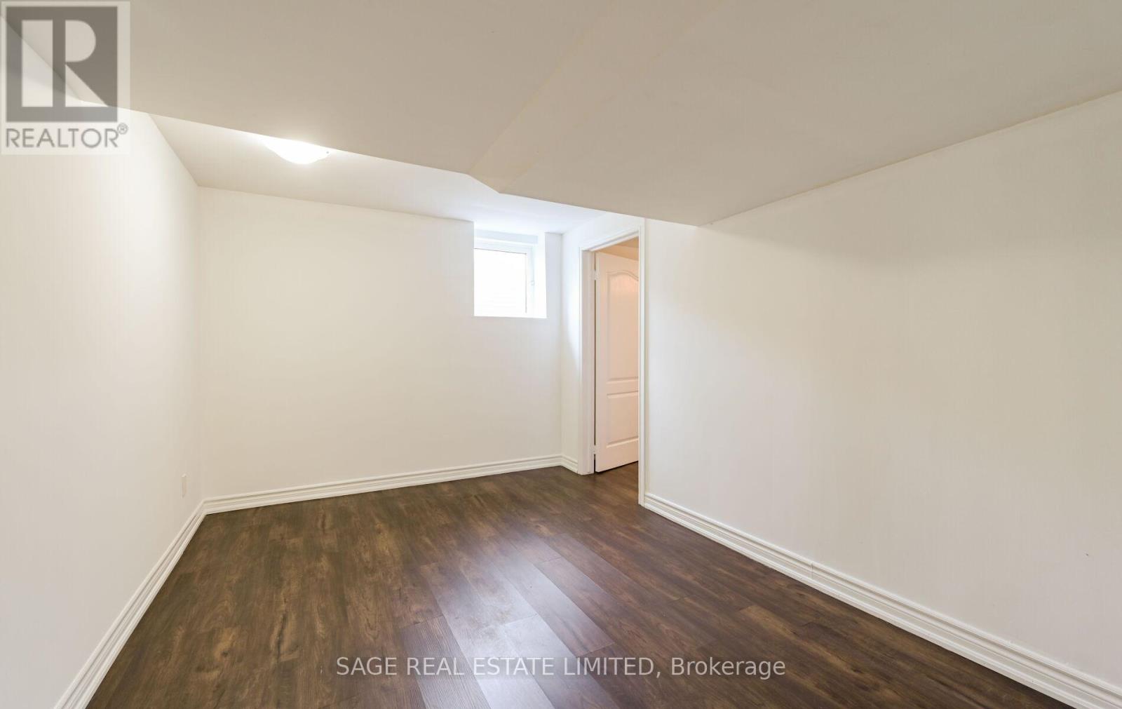 Lower - 6 Fairhill Avenue, Brampton, Ontario  L7A 2A9 - Photo 10 - W13503164