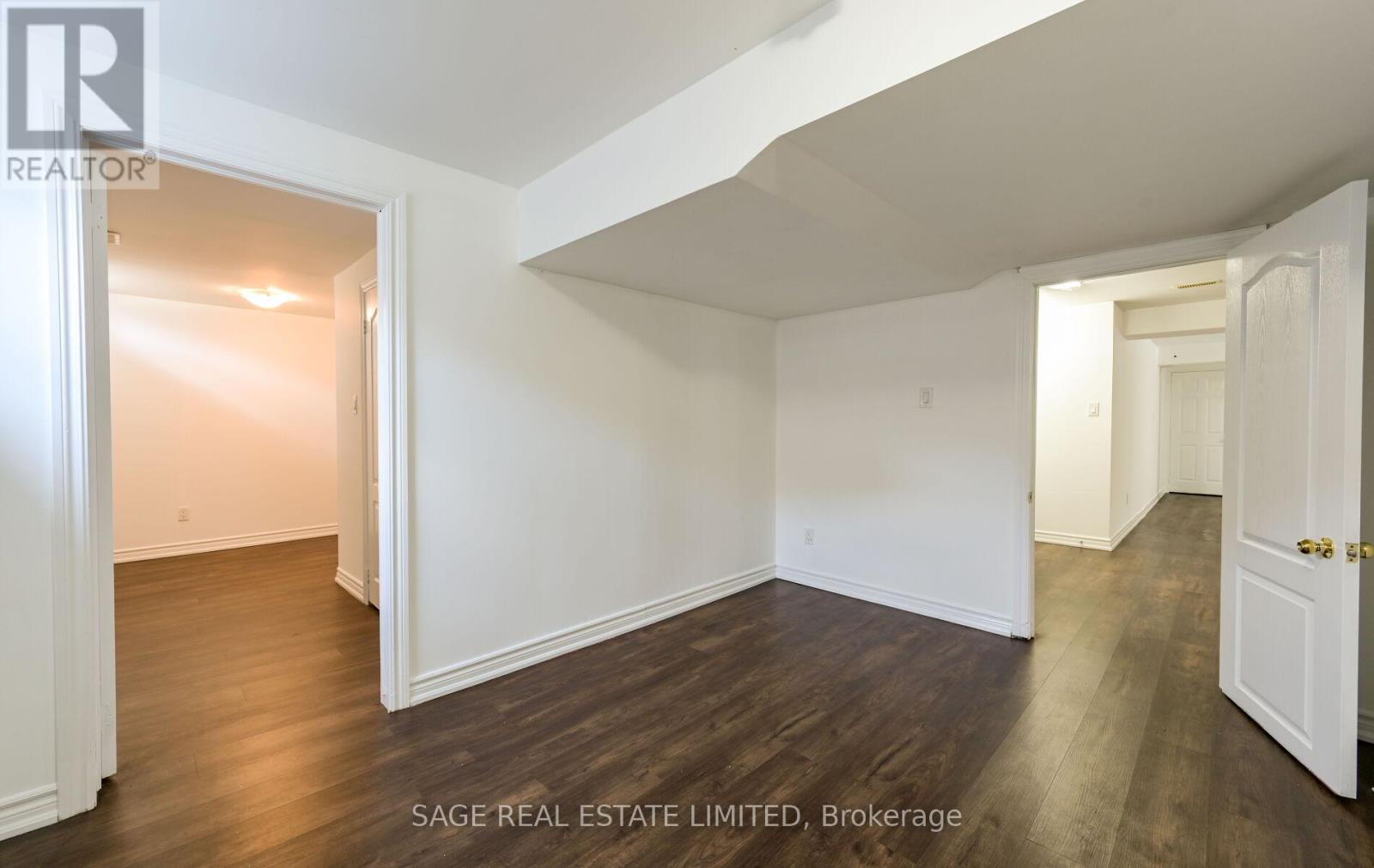 Lower - 6 Fairhill Avenue, Brampton, Ontario  L7A 2A9 - Photo 11 - W13503164
