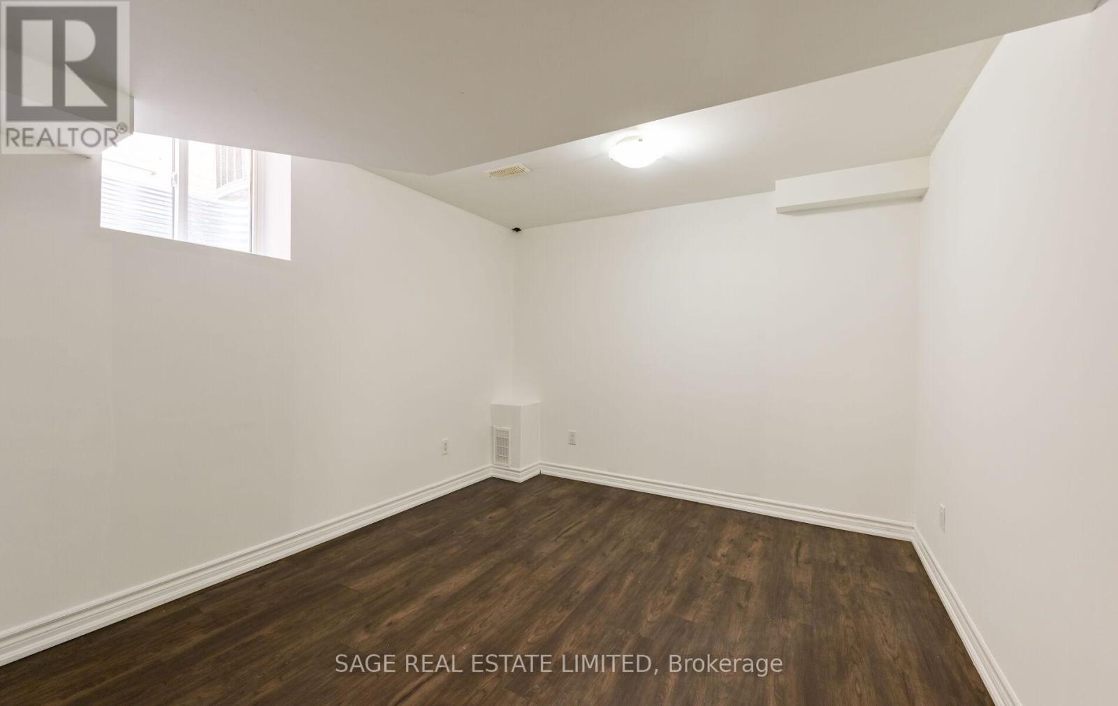 Lower - 6 Fairhill Avenue, Brampton, Ontario  L7A 2A9 - Photo 9 - W13503164