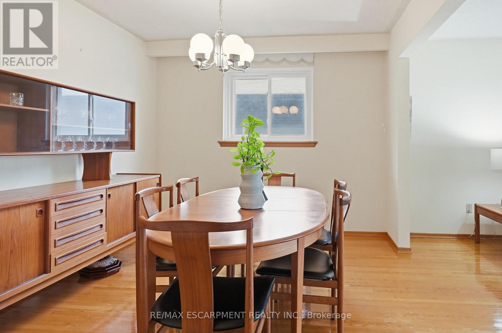 464 Louis Drive, Mississauga, Ontario  L5B 2J6 - Photo 12 - W13503174