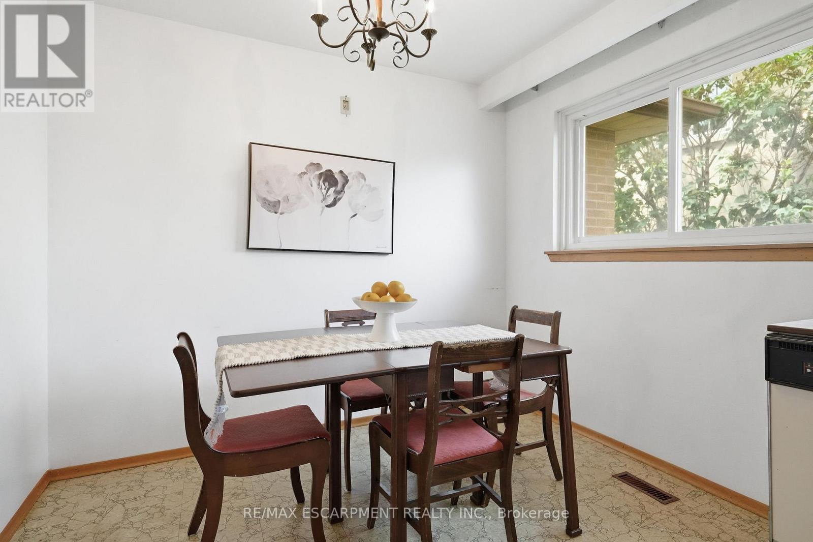 464 Louis Drive, Mississauga, Ontario  L5B 2J6 - Photo 16 - W13503174